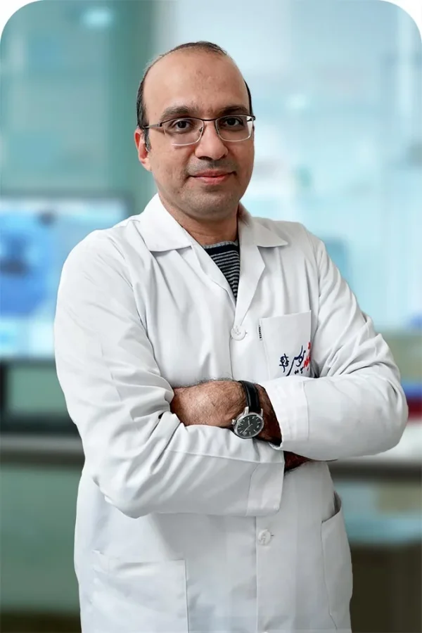 دکتر امیررضا جلیلیان دکتر امیررضا جلیلیان، متخصص پاتولوژی و مسئول فنی آزمایشگاه آبشار و مسئول فنی آزمایشگاه پردیس