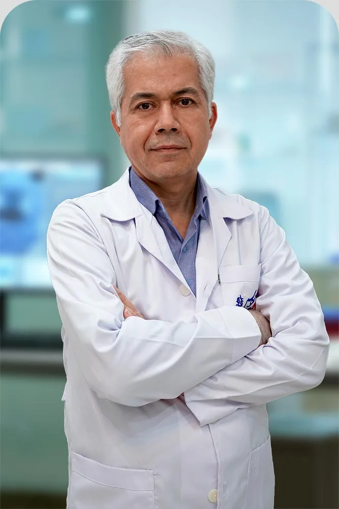 دکتر محمدرضا کرامتی، متخصص پاتولوژی و مسئول فنی آزمایشگاه پردیس حافظ و مدیر ارشد کیفیت آزمایشگاه پردیس.