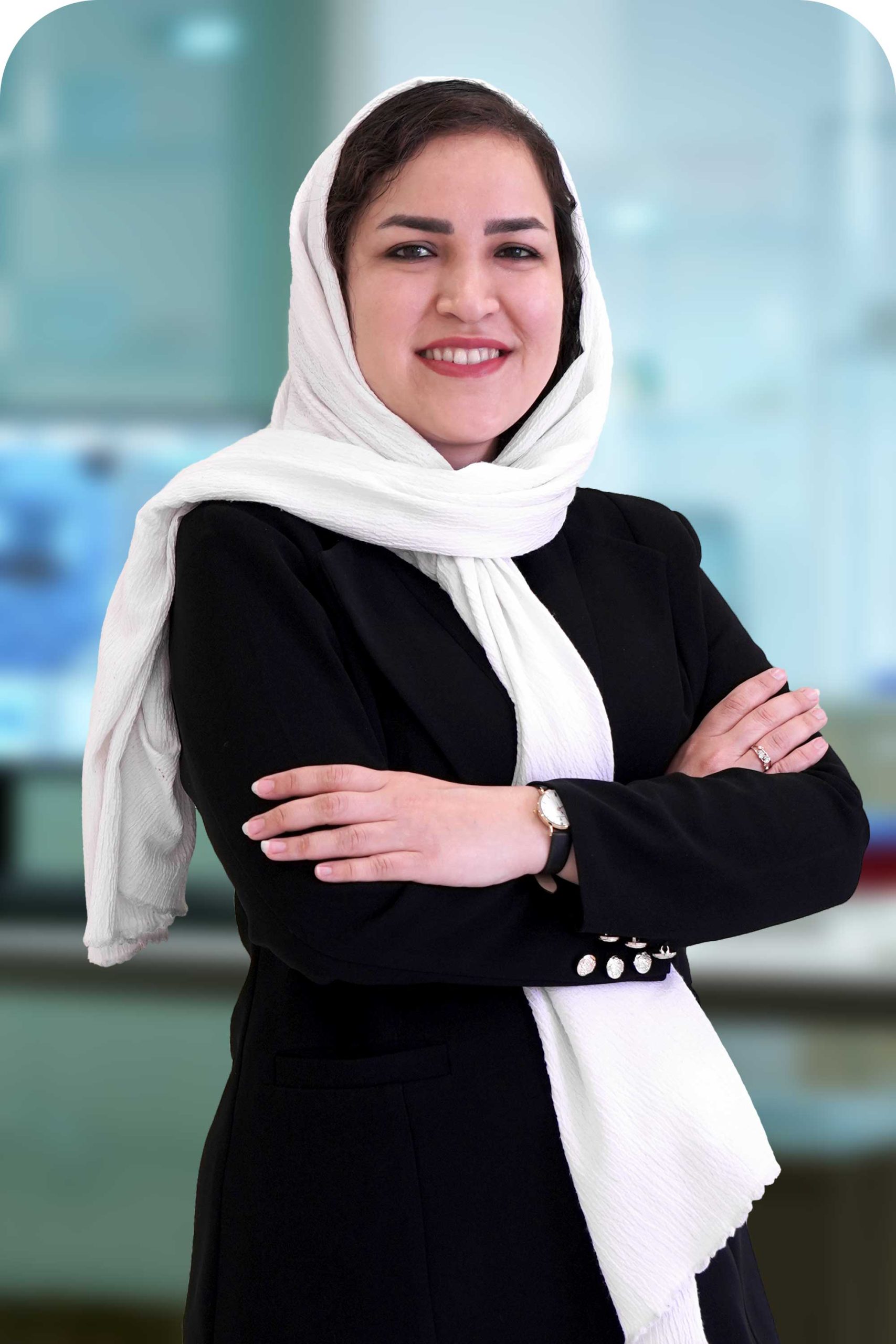 فاطمه رسولی جانشین مسئول خرید آزمایشگاه پردیس و آزمایشگاه های تحت نشان