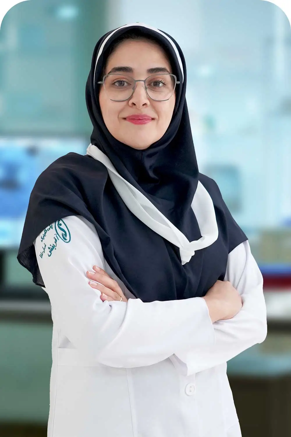 شیما حقانی مدیر درمانگاه‌ها و بخش بالین هلدینگ پردیس